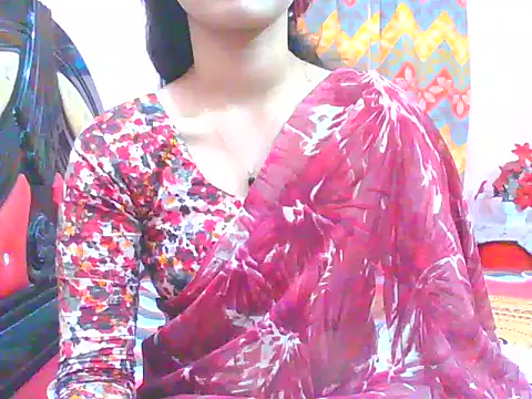 Snapshot of night_queeen7 chatting on December 14, 2025, 7:29 pm night queeen7 online show from December 14, 2025, 7:29 pm