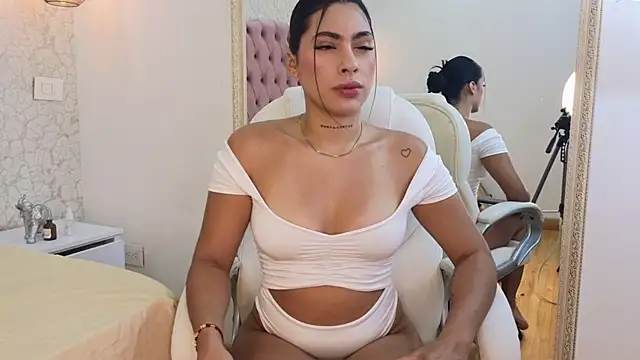 Vanessa Rain  online show from November 7, 2025, 8:09 pm