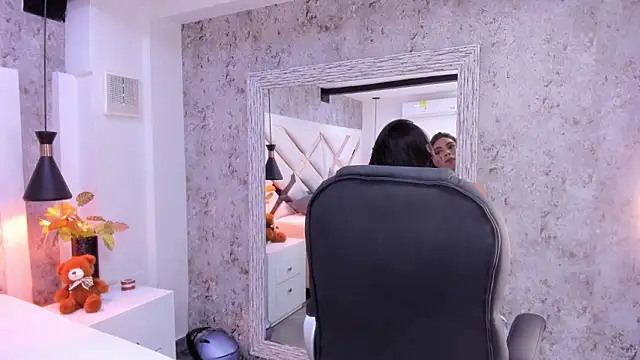 Vanessa Rain  online show from February 8, 2026, 7:39 pm