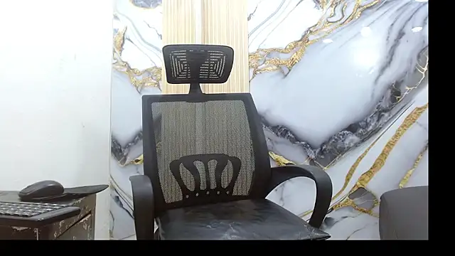 TimmCloud online show from December 13, 2025, 7:53 pm