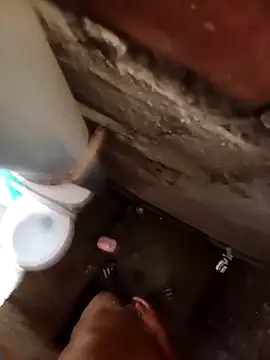 Snapshot of Alex321Flores chatting on December 15, 2025, 3:49 pm Alex321Flores online show from December 15, 2025, 3:49 pm