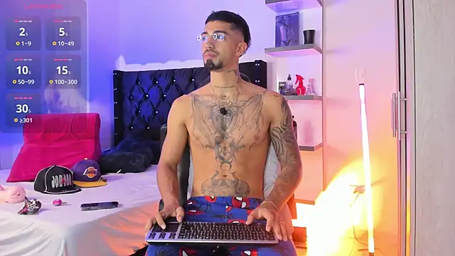 Snapshot of _Duriel chatting on February 7, 2026, 9:51 pm Duriel online show from February 7, 2026, 9:51 pm