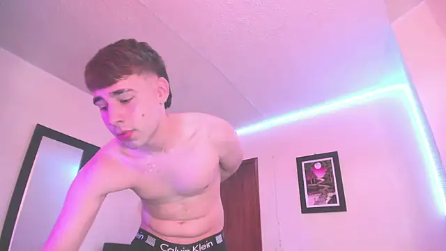 Snapshot of PapiNoha chatting on October 25, 2025, 3:29 pm PapiNoha online show from October 25, 2025, 3:29 pm