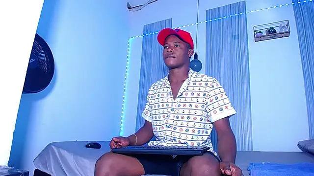 Snapshot of Dark_stallionX chatting on November 4, 2025, 6:51 pm Dark stallionX online show from November 4, 2025, 6:51 pm