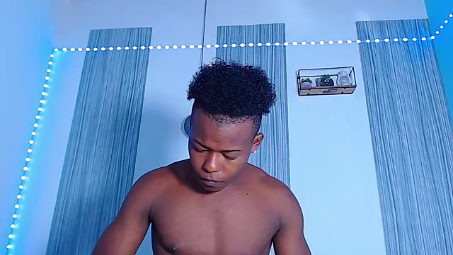 Snapshot of Dark_stallionX chatting on November 30, 2025, 3:21 am Dark stallionX online show from November 30, 2025, 3:21 am