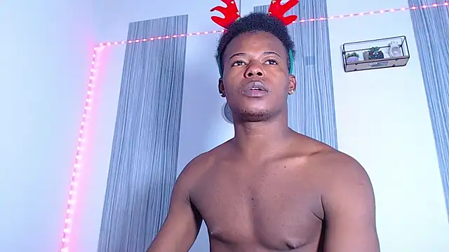 Snapshot of Dark_stallionX chatting on December 3, 2025, 11:25 pm Dark stallionX online show from December 3, 2025, 11:25 pm