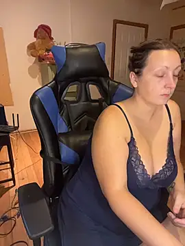 allnaturalmermaid online show from November 28, 2025, 8:33 pm