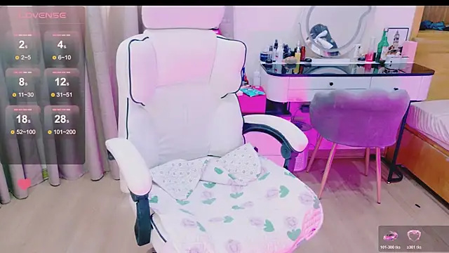  Aria Moonie online show from May 23, 2026, 2:39 am