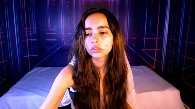 solarboom18 online show from October 24, 2025, 7:10 pm