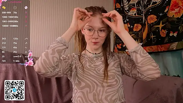 lyra thenymph online show from March 26, 2026, 12:17 am