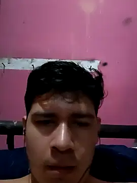 Snapshot of Travieso_loco9 chatting on October 8, 2025, 2:04 pm Travieso loco9 online show from October 8, 2025, 2:04 pm