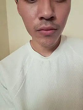 DanielTorres1 online show from February 12, 2026, 10:49 pm