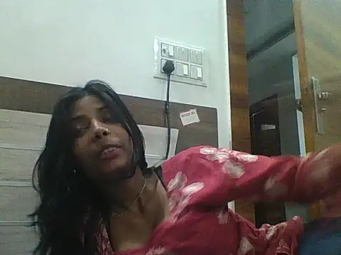 Snapshot of zoya_your chatting on April 4, 2026, 8:12 am zoya your online show from April 4, 2026, 8:12 am