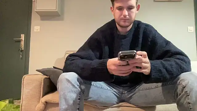 Snapshot of VersaGoo chatting on January 6, 2026, 6:11 pm VersaGoo online show from January 6, 2026, 6:11 pm