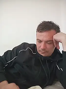 Snapshot of viktor1992-1-1 chatting on June 16, 2026, 3:14 pm viktor1992-1-1 online show from June 16, 2026, 3:14 pm