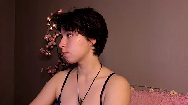 Sara Frayer online show from January 12, 2026, 12:49 am