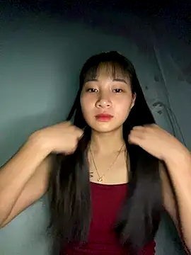 banlinh004 online show from October 31, 2025, 12:44 am