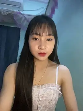banlinh004 online show from May 12, 2026, 2:36 pm