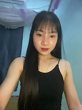 banlinh004 online show from May 17, 2026, 3:19 pm