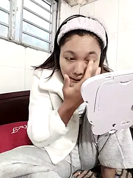 Mit-thi123 online show from November 27, 2025, 6:26 am