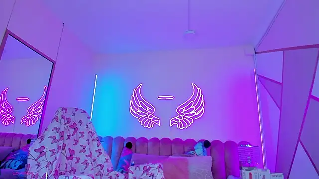 Snapshot of madisson_121 chatting on February 4, 2026, 1:17 pm madisson 121 online show from February 4, 2026, 1:17 pm