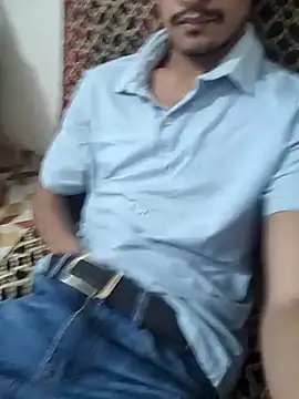 sunny5092 online show from November 5, 2025, 2:50 pm