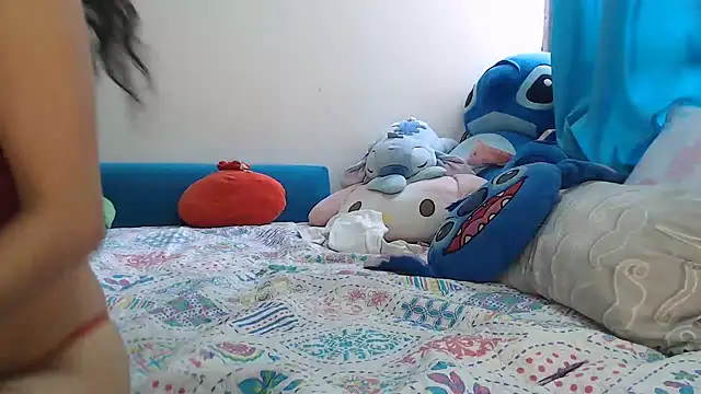 caramel doll   online show from March 17, 2026, 10:02 pm