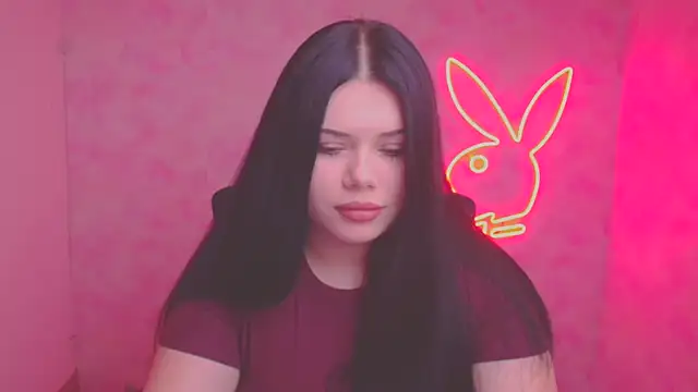 Snapshot of Mona_Esty chatting on October 28, 2025, 7:27 pm Mona Esty online show from October 28, 2025, 7:27 pm