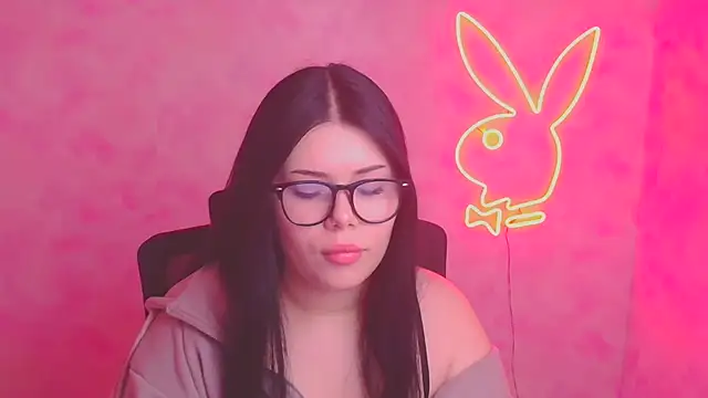 Snapshot of Mona_Esty chatting on November 12, 2025, 12:38 pm Mona Esty online show from November 12, 2025, 12:38 pm