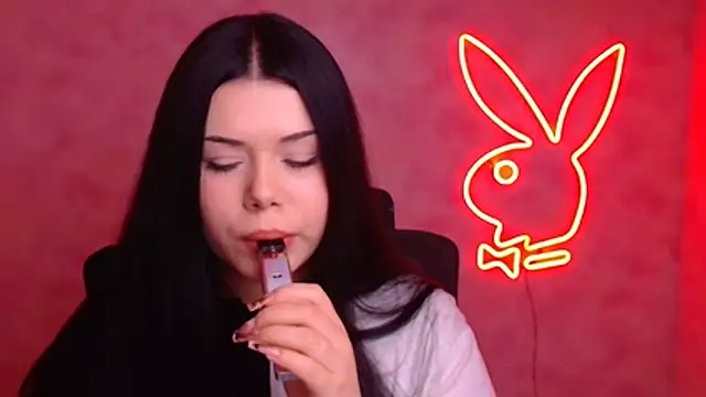 Snapshot of Mona_Esty chatting on December 3, 2025, 6:39 pm Mona Esty online show from December 3, 2025, 6:39 pm