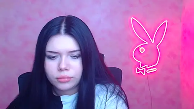 Snapshot of Mona_Esty chatting on December 17, 2025, 6:36 pm Mona Esty online show from December 17, 2025, 6:36 pm