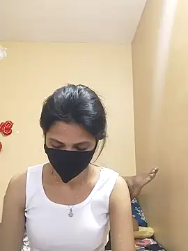 swethareddyy9119 online show from November 8, 2025, 8:03 am