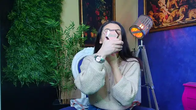 nicolepalmer online show from November 4, 2025, 8:35 am