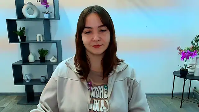 OliviaMontgommery online show from December 3, 2025, 6:21 am