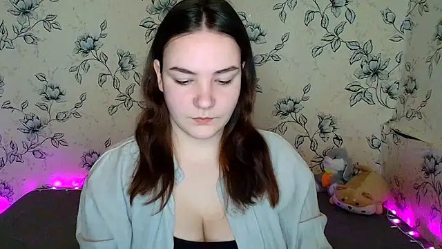 Snapshot of OliviaMontgommery chatting on April 14, 2026, 9:59 am OliviaMontgommery online show from April 14, 2026, 9:59 am