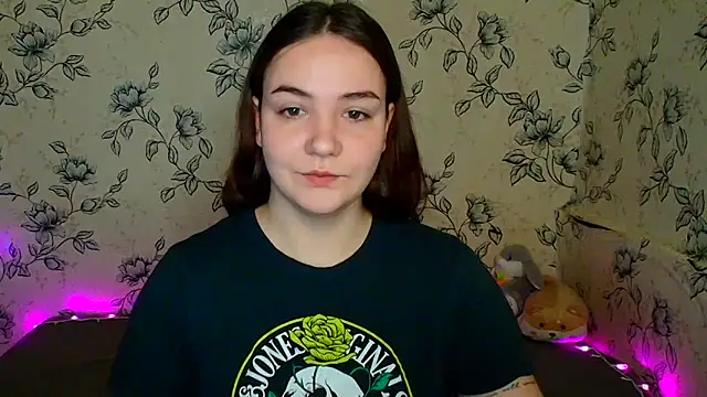 Snapshot of OliviaMontgommery chatting on April 15, 2026, 1:51 pm OliviaMontgommery online show from April 15, 2026, 1:51 pm