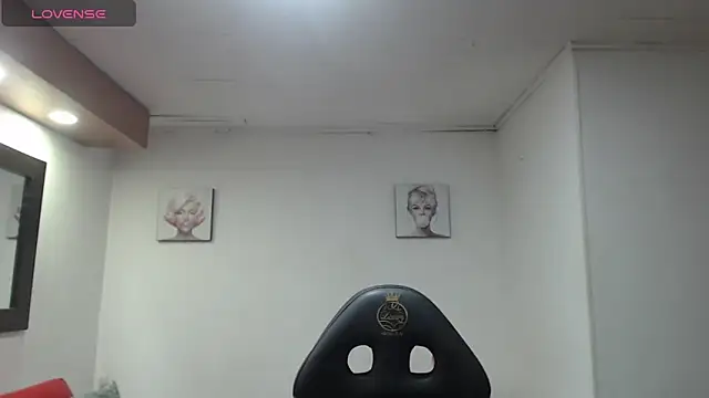 Snapshot of Andy_Eagleton_20_ chatting on April 29, 2026, 3:21 am Andy Eagleton 20 online show from April 29, 2026, 3:21 am