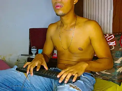 andreswj bigcock23 online show from October 5, 2025, 10:07 pm