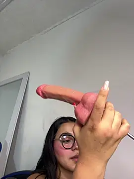 Snapshot of _Sarita_1 chatting on April 11, 2026, 7:45 am Sarita 1 online show from April 11, 2026, 7:45 am