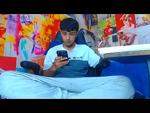 Snapshot of dazo_vnzl12 chatting on February 19, 2026, 3:02 am dazo vnzl12 online show from February 19, 2026, 3:02 am