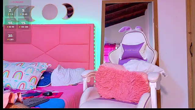 BabyDollvibes online show from December 13, 2025, 7:53 pm