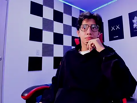 Snapshot of jeycobb chatting on October 15, 2025, 11:32 am jeycobb online show from October 15, 2025, 11:32 am