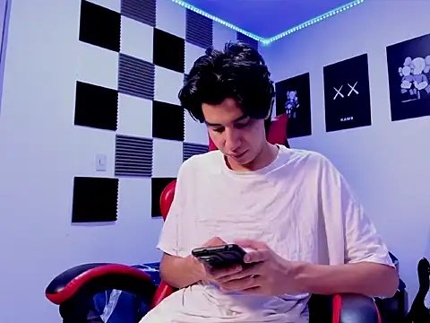 Snapshot of jeycobb chatting on December 4, 2025, 12:03 pm jeycobb online show from December 4, 2025, 12:03 pm