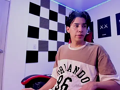 Snapshot of jeycobb chatting on January 19, 2026, 11:25 am jeycobb online show from January 19, 2026, 11:25 am