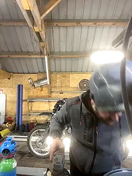 ju8870 online show from October 9, 2025, 12:03 pm