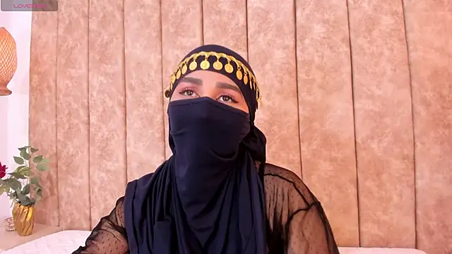  alishaa c online show from November 15, 2025, 2:20 am