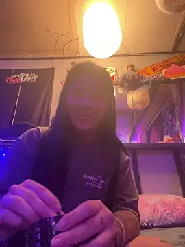 Snapshot of Jynx420friendly chatting on June 7, 2026, 12:04 am Jynx420friendly online show from June 7, 2026, 12:04 am
