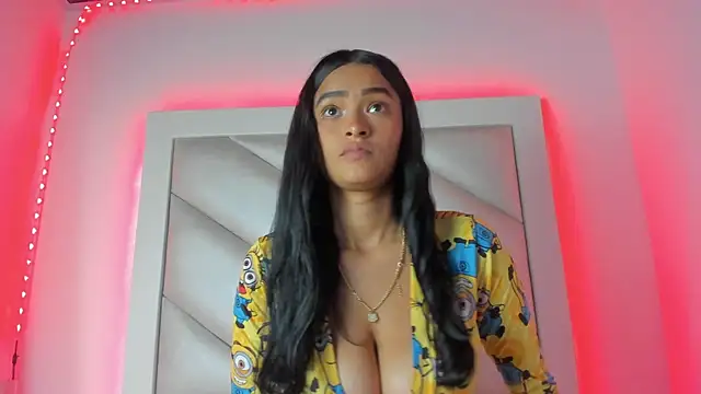 Madeline jade online show from October 31, 2025, 3:29 am