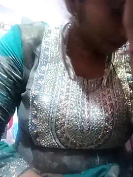 Snapshot of Priyanka_hot54 chatting on October 22, 2025, 5:13 pm Priyanka hot54 online show from October 22, 2025, 5:13 pm