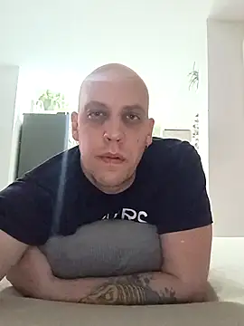 Kobradera1984 online show from February 22, 2026, 8:51 pm